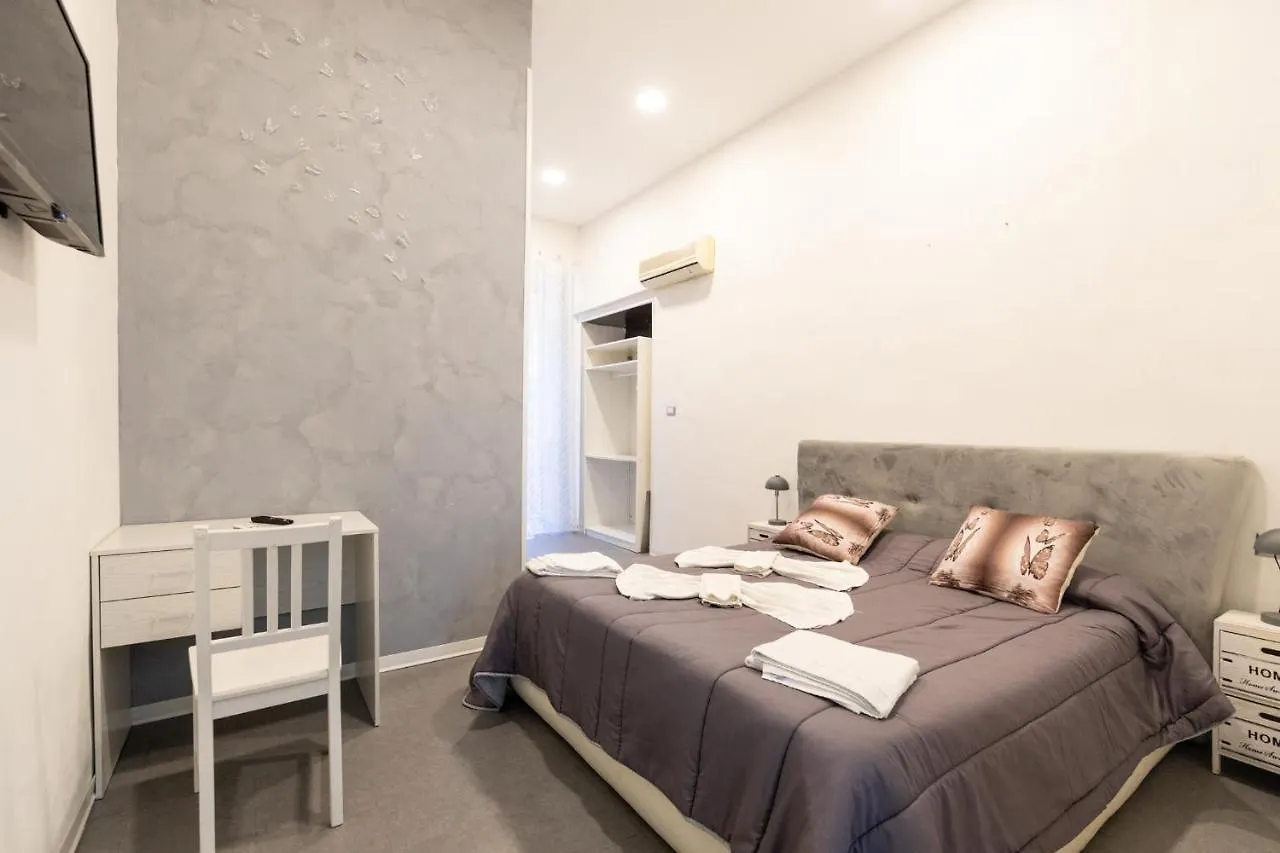 Guest house Madb&B Naples Italy